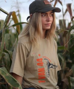 1 van 44 T-shirt